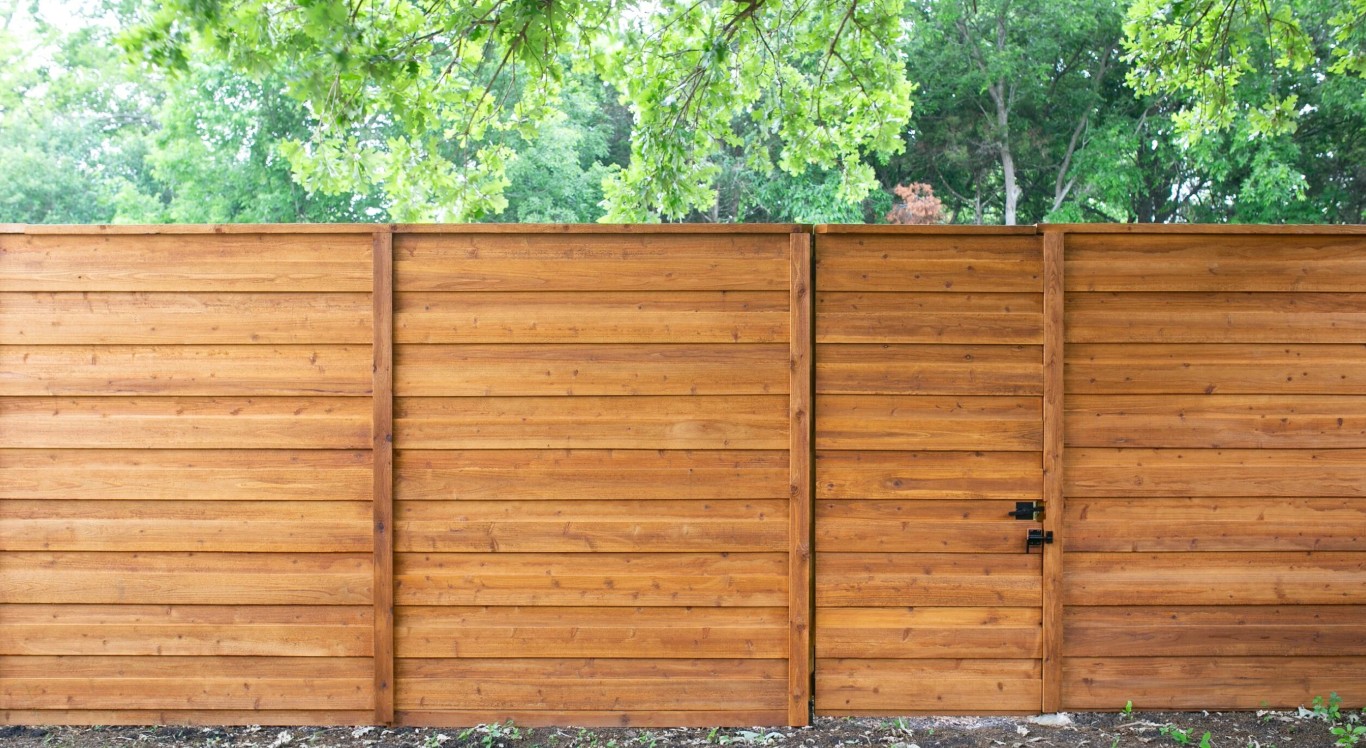 Beautiful horizontal wood fence construction in Encinitas, CA