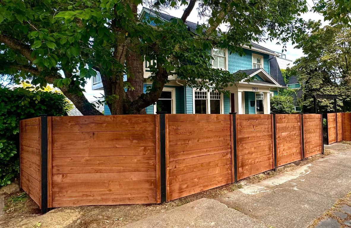 Quality fence repair and replacement services in Encinitas